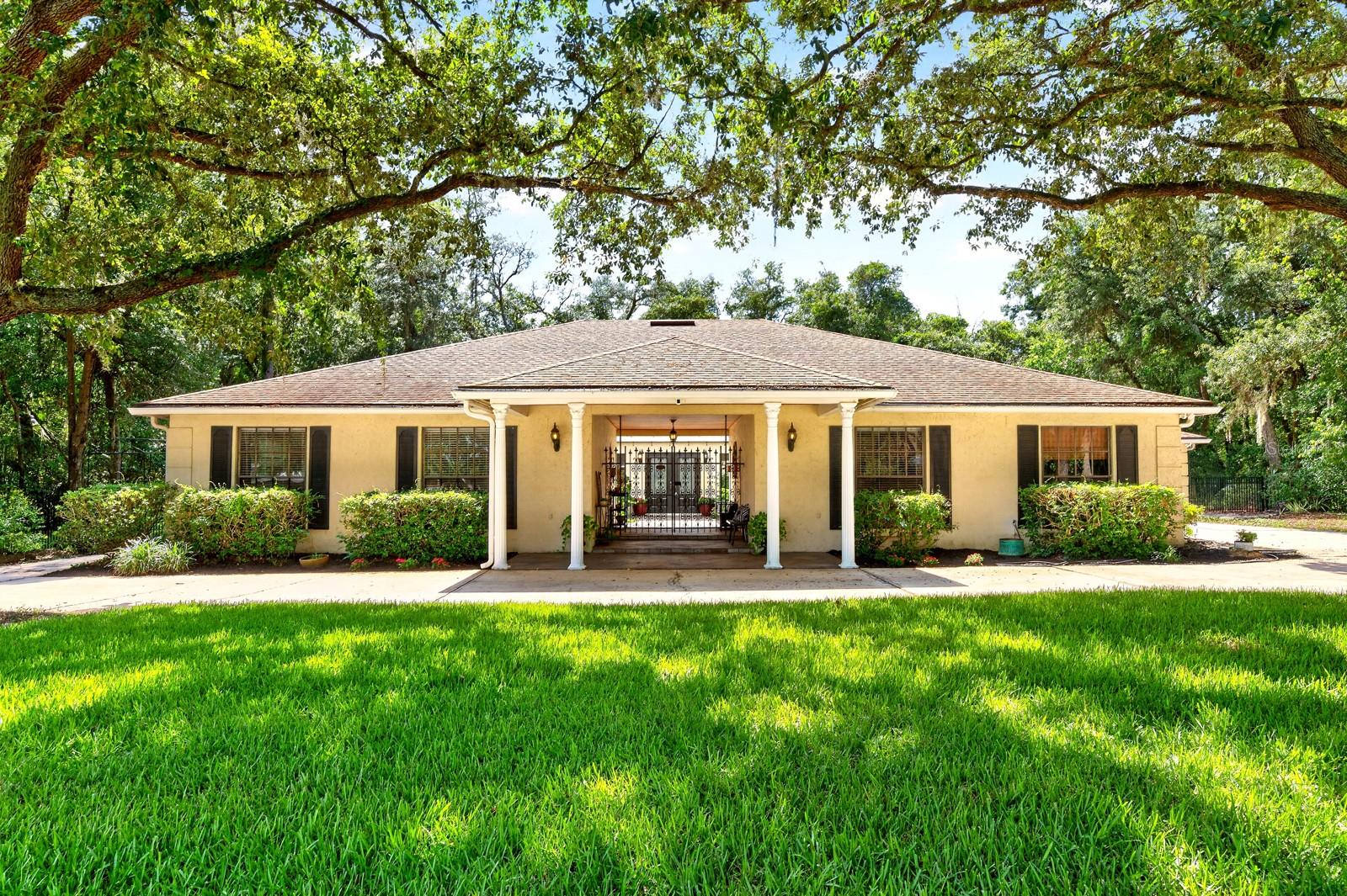 1035 N ELK COURT