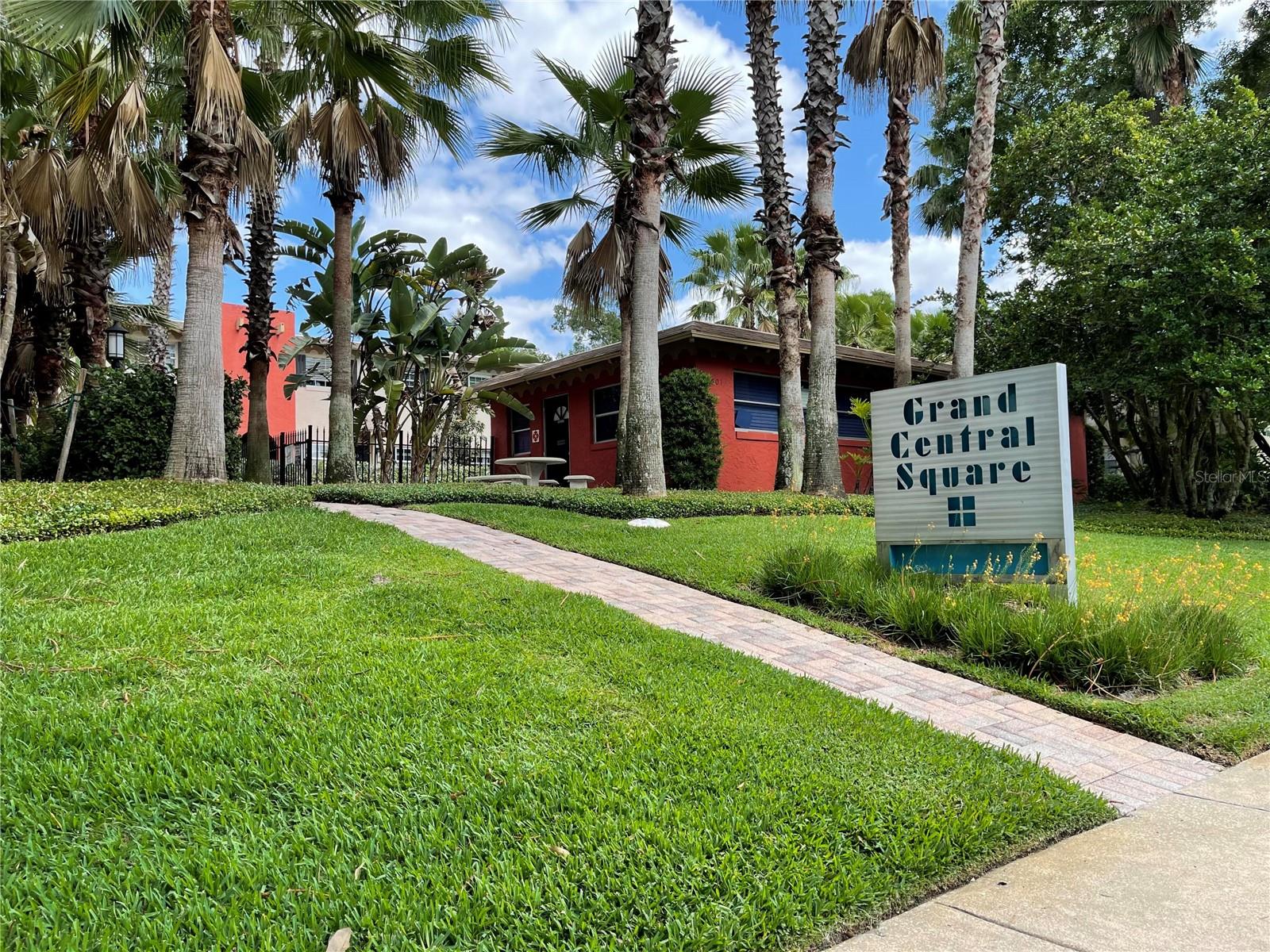 2501 E CENTRAL BOULEVARD Unit 10