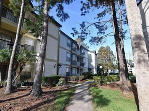 1908 LAKE ATRIUMS CIRCLE Unit 15