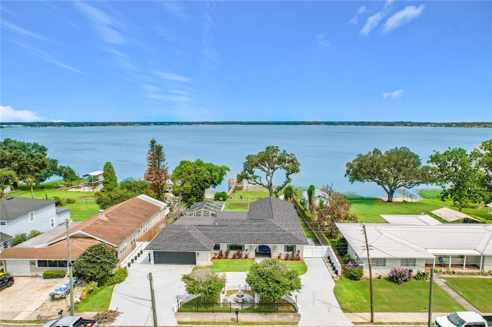 Listing photo for 331 Bay St
