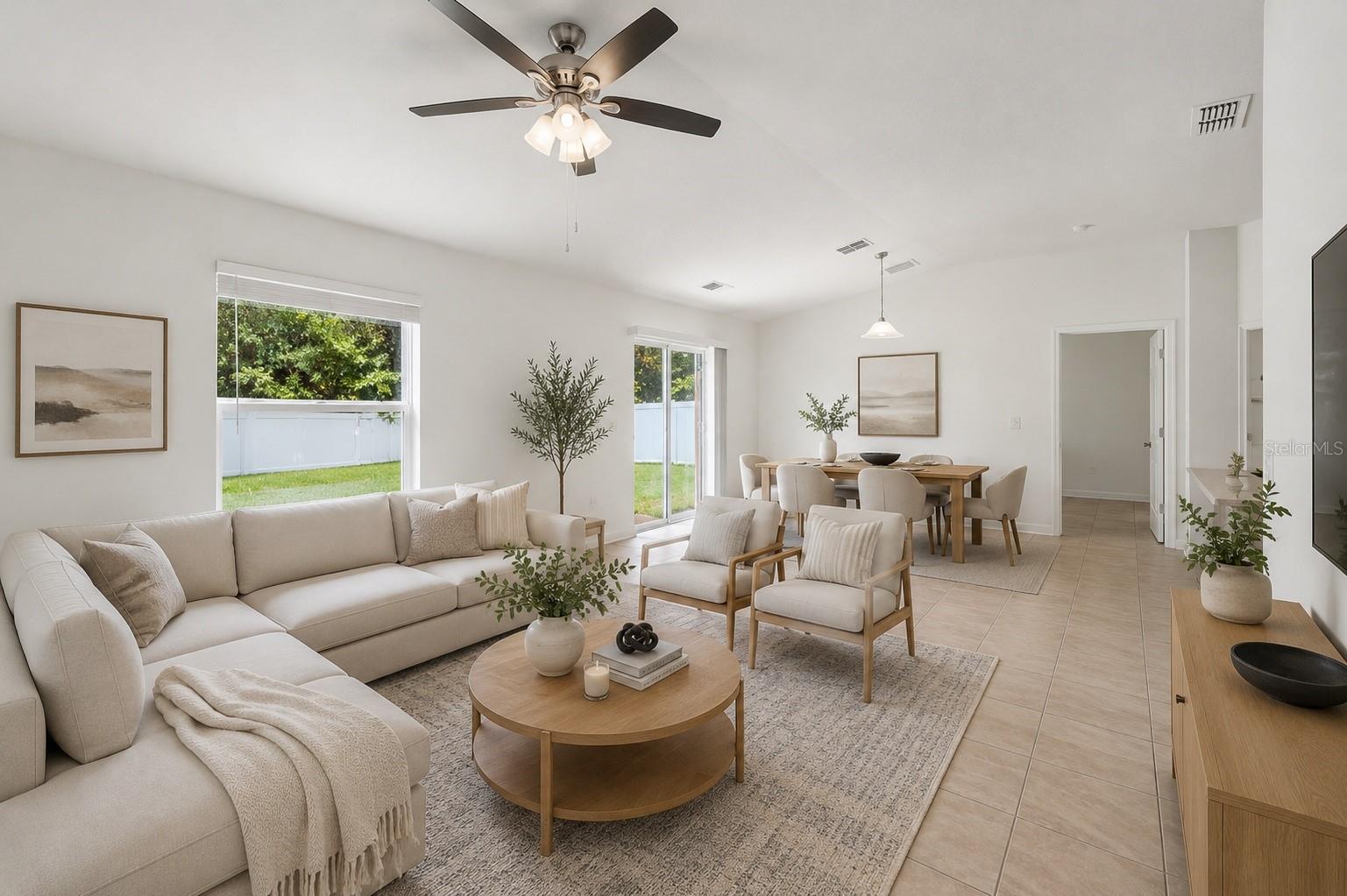 Listing photo 3 for 2505 Baker Ave E