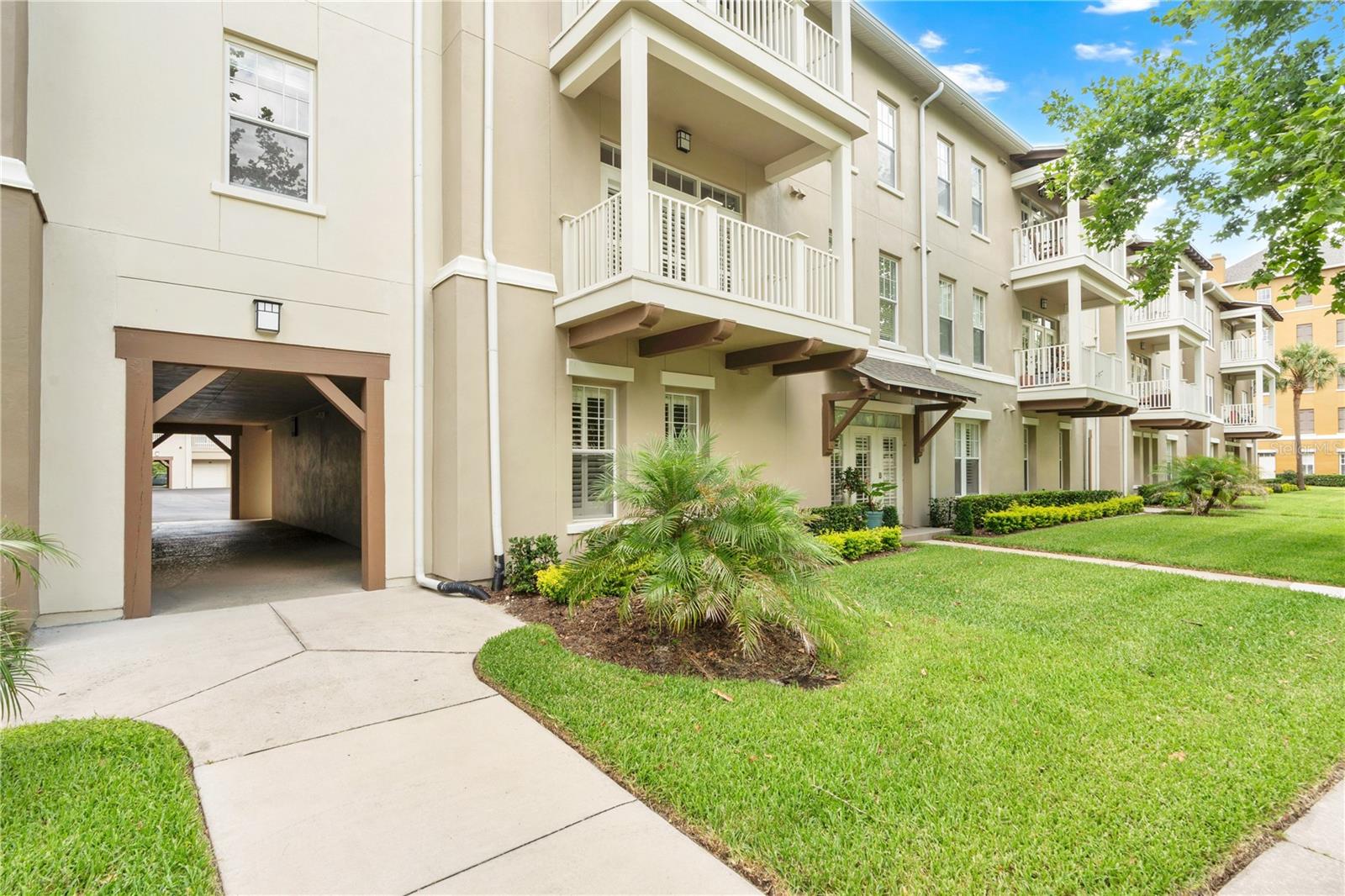1220 VAUX BOULEVARD Unit 204