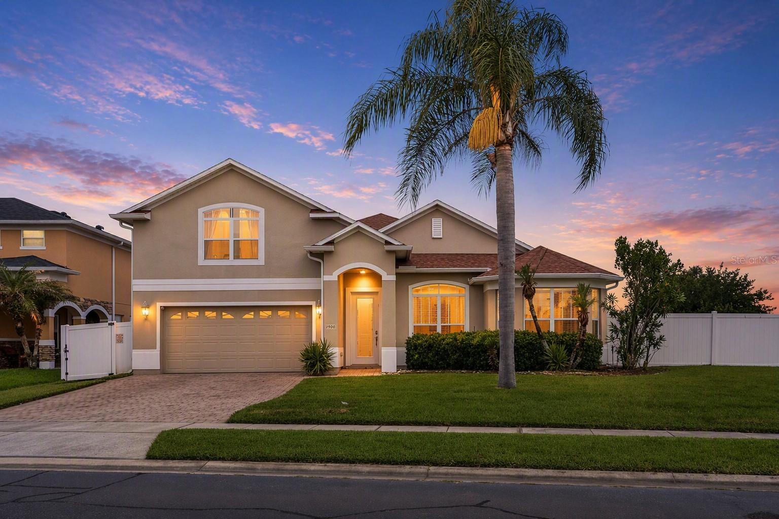 1900 ACACIA DRIVE