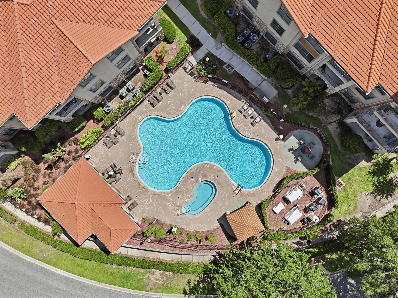 Listing photo 2 for 901 Charo Pkwy #717