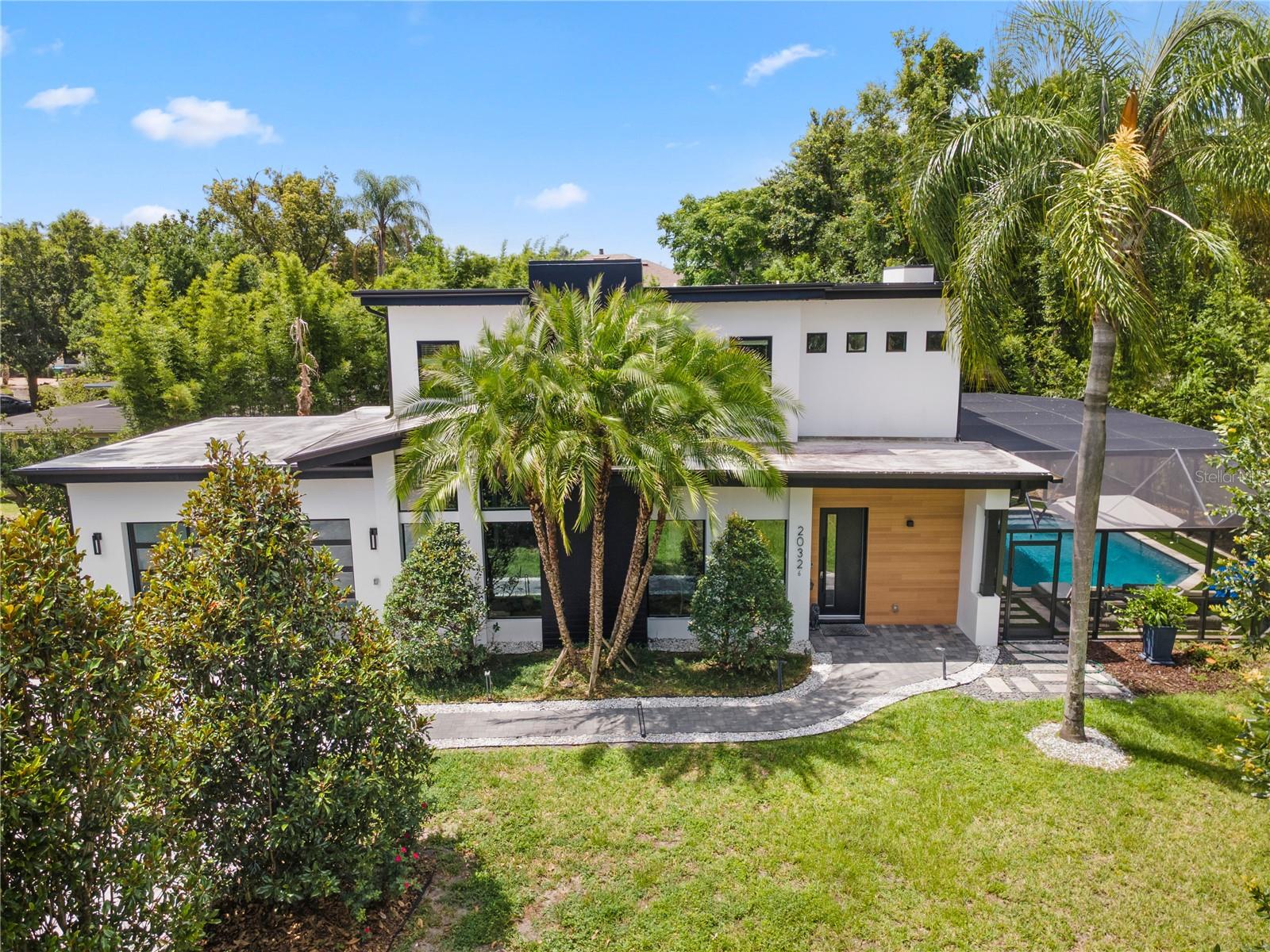 2032 KIMBRACE PLACE