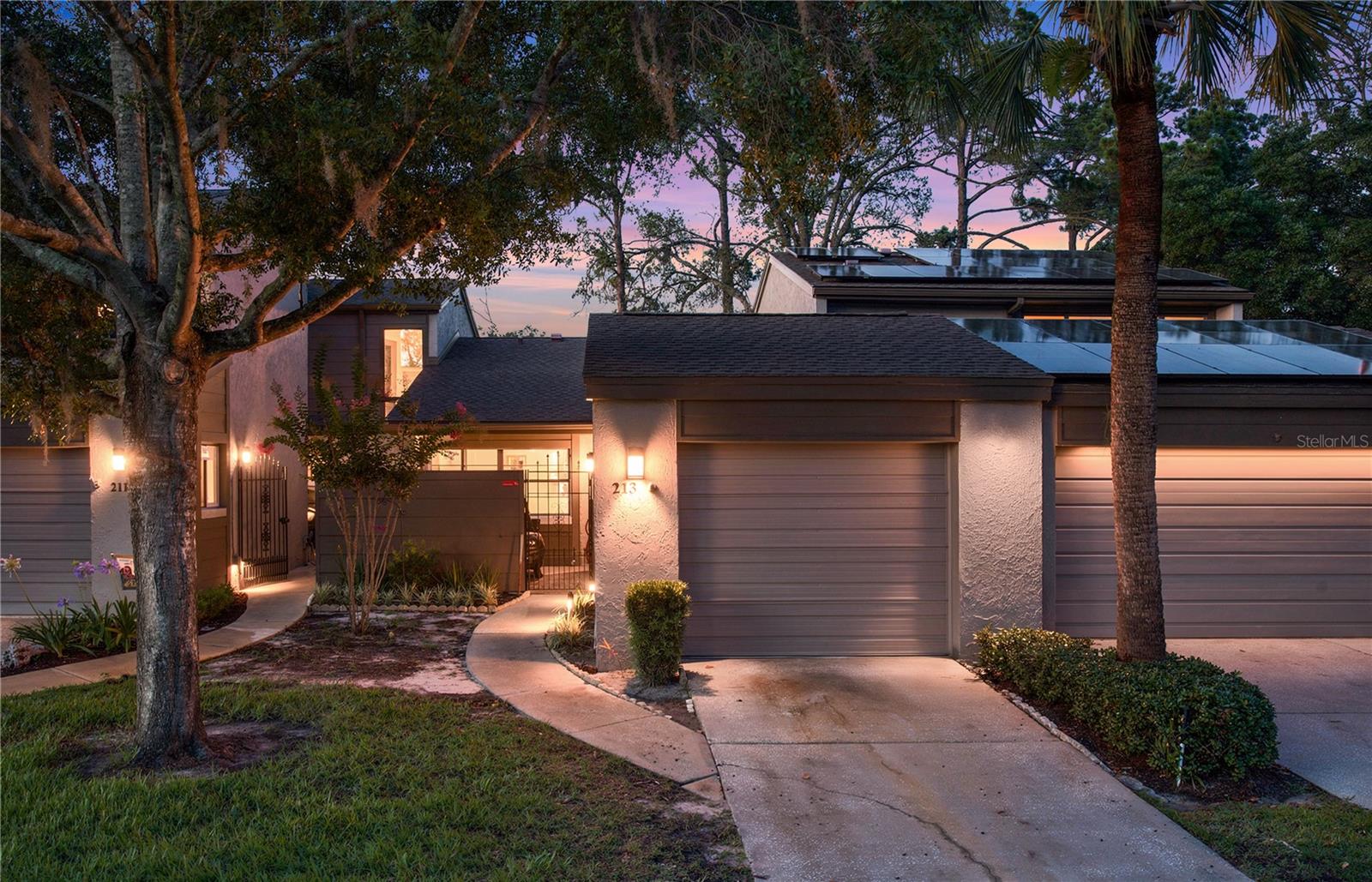 213 NETTLEWOOD LANE