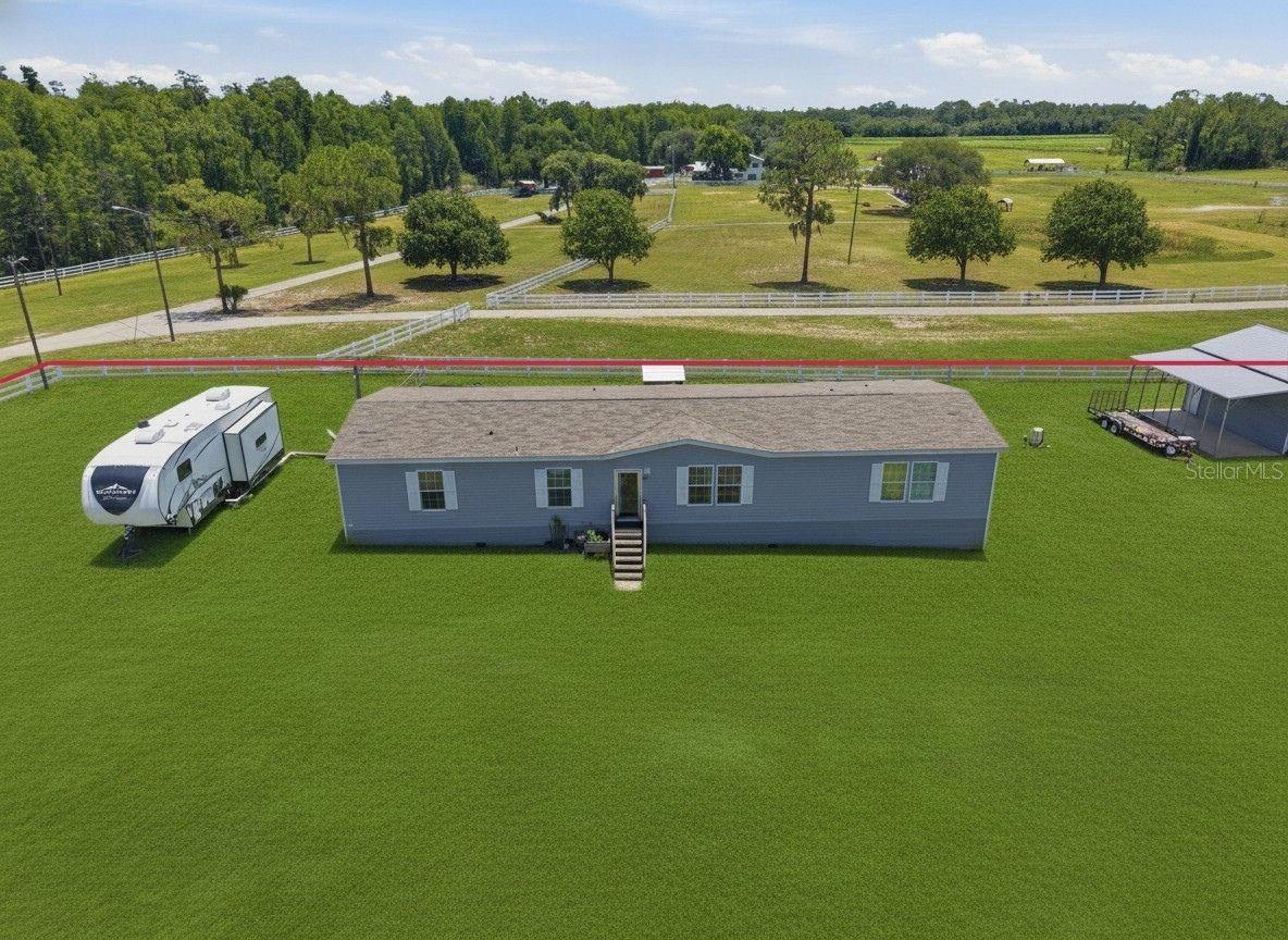 Listing photo 2 for 7242 Black Rd
