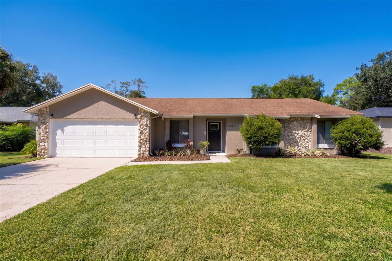 Listing photo for 2911 Autumnwood Trl