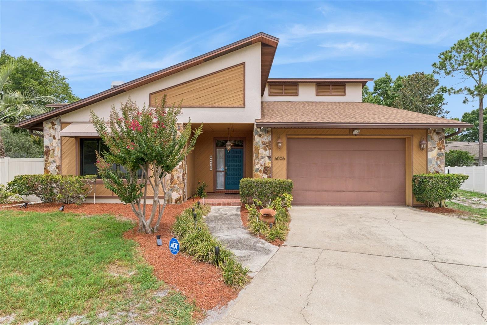 6006 SCOTS PINE COURT