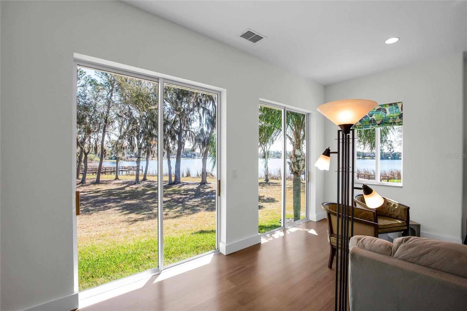 Listing photo 2 for 381 Nolane Ln