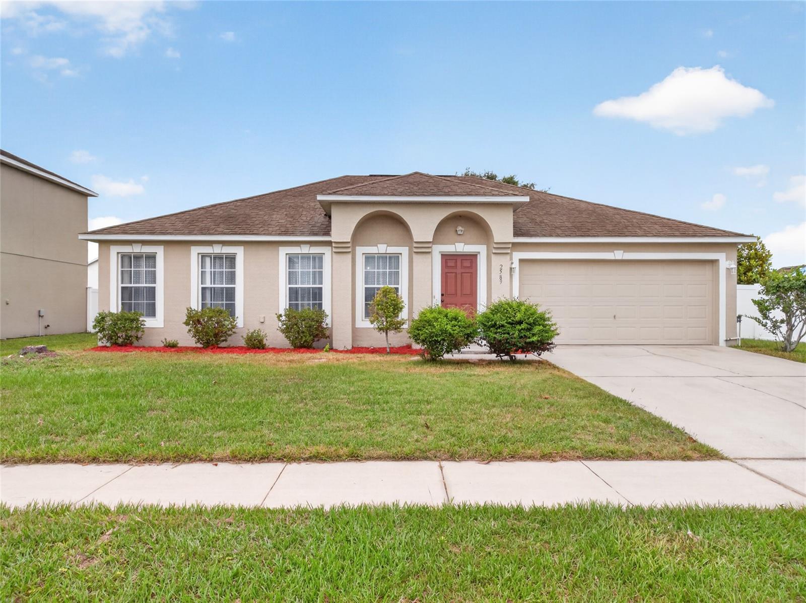2589 HUNLEY LOOP