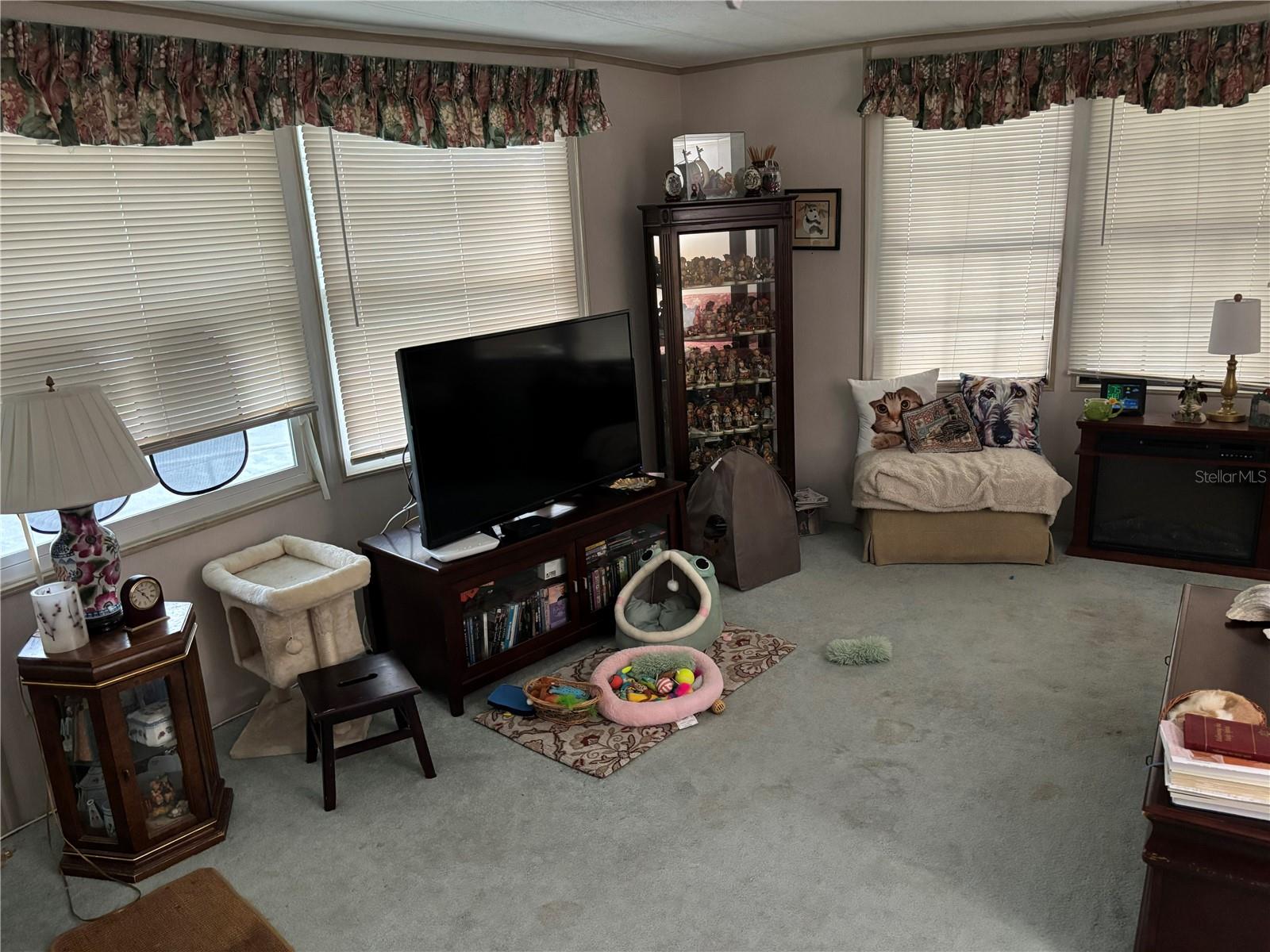 Photo 9