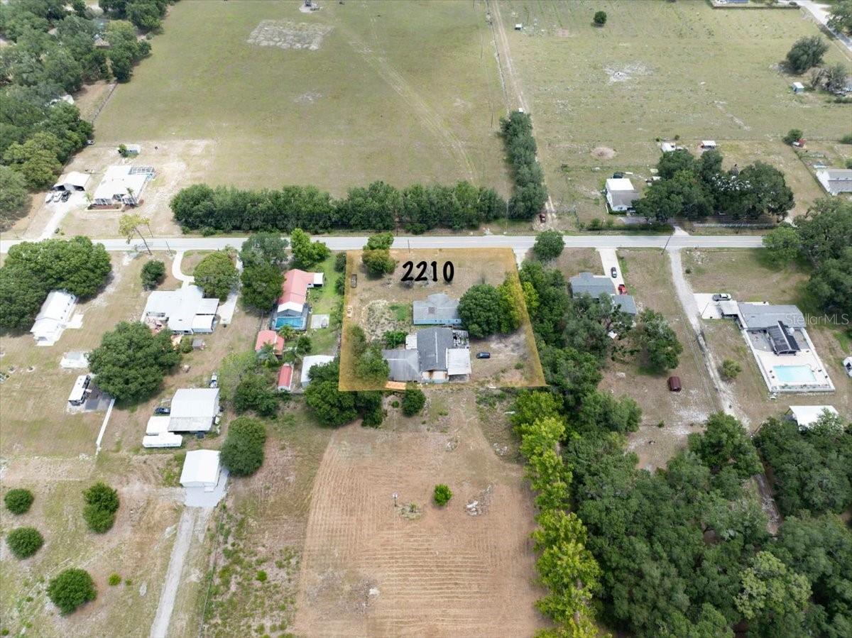 Listing photo 1 for 2210 D R Bryant Rd