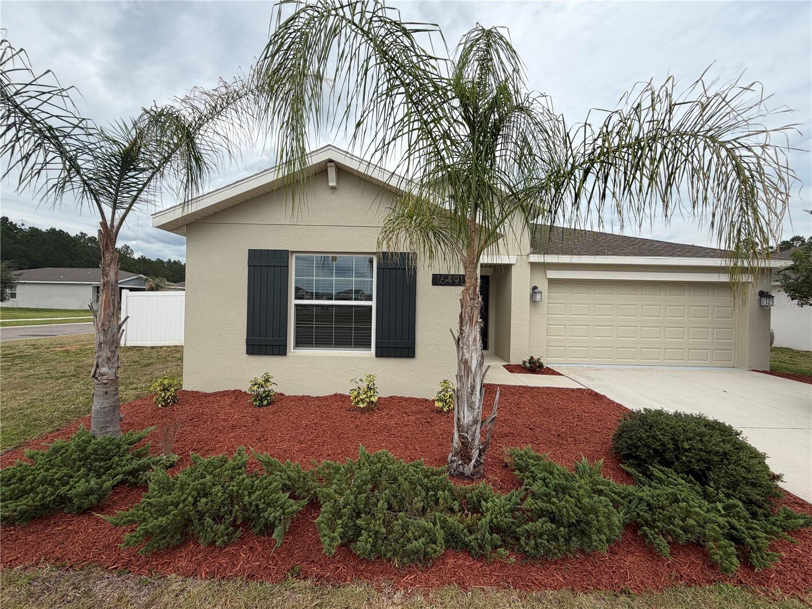 Listing photo 1 for 16491 Glassy Loch Loop