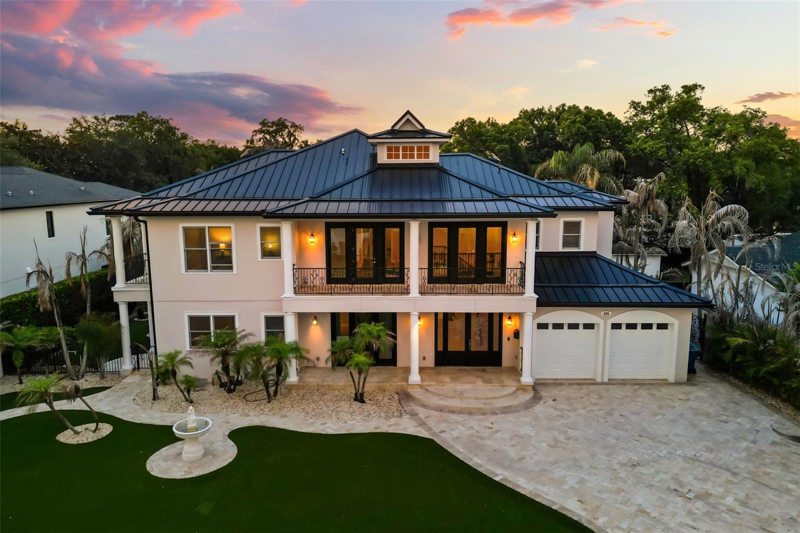 255 W GEORGE AVENUE