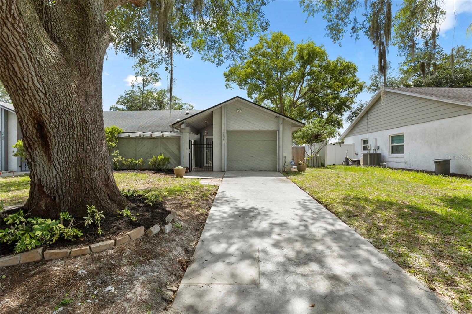 5894 SHALE COURT