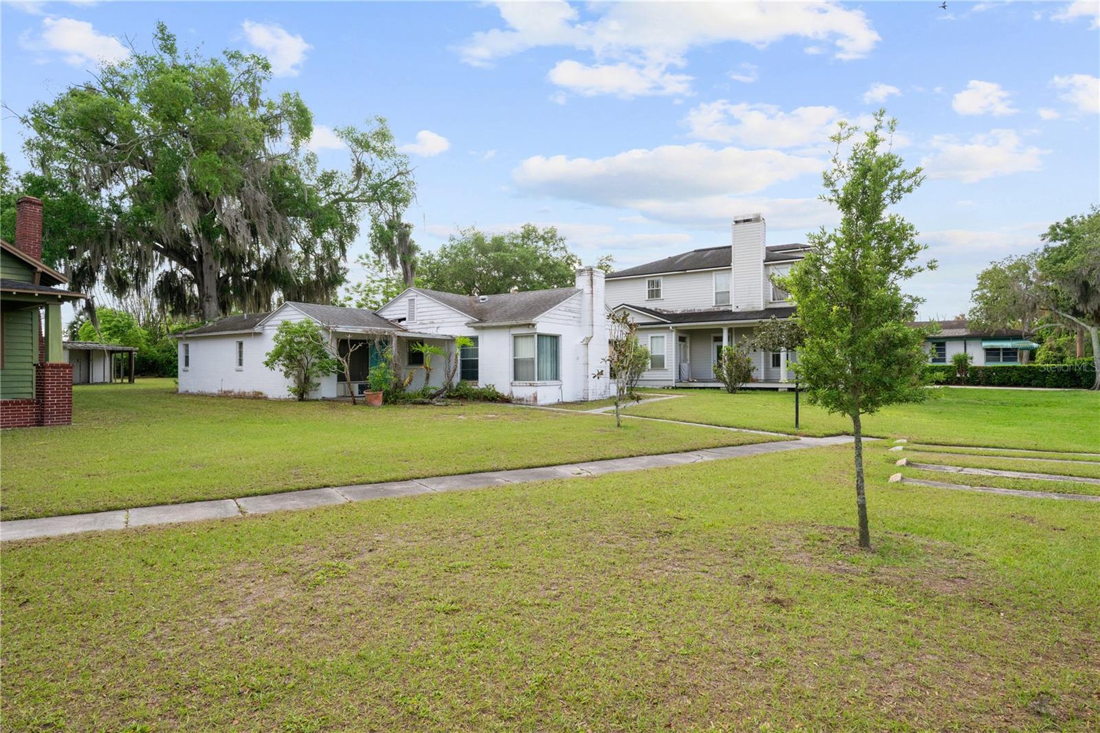 240 KILLARNEY DRIVE