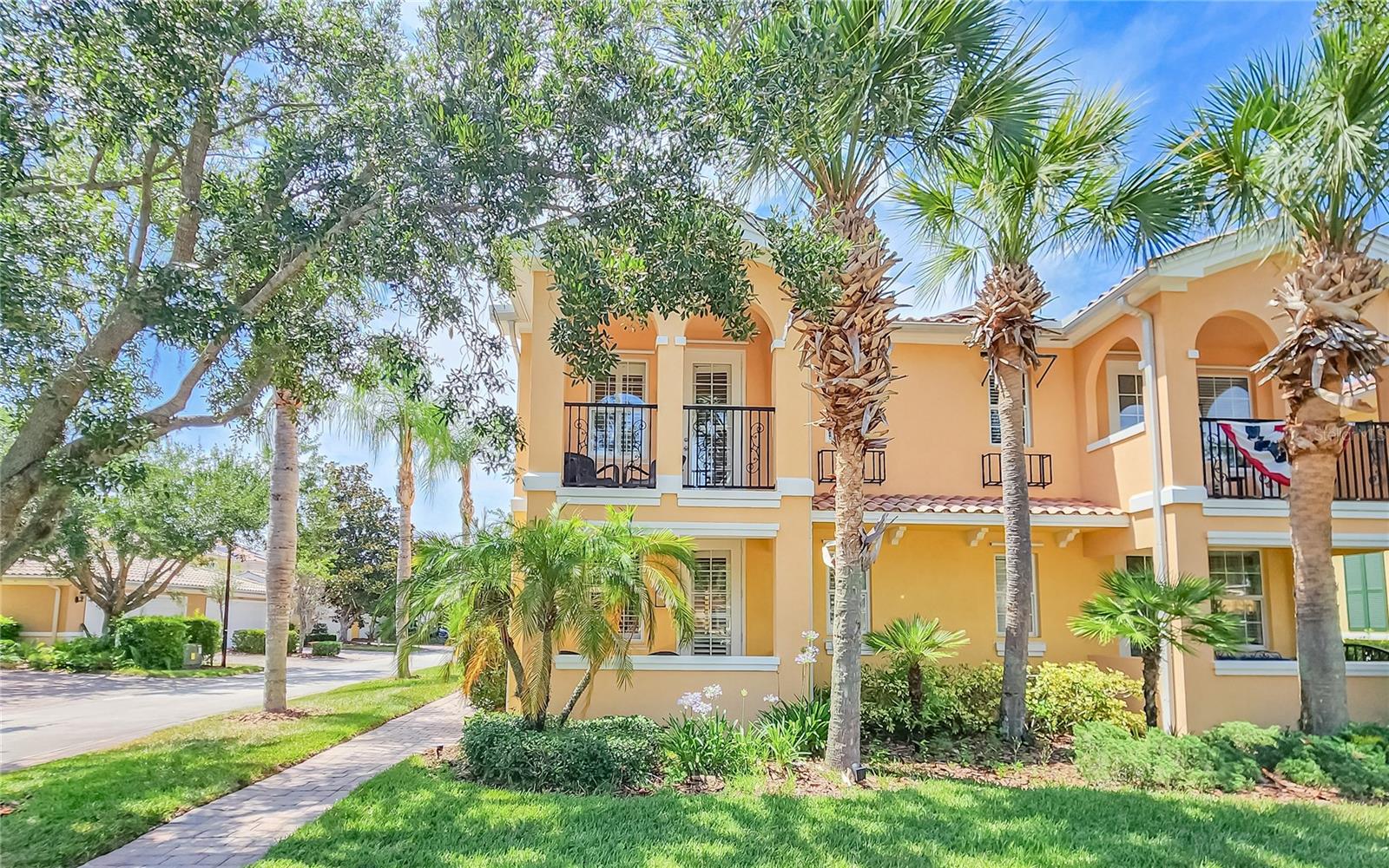 8523 LEATHERLEAF LANE