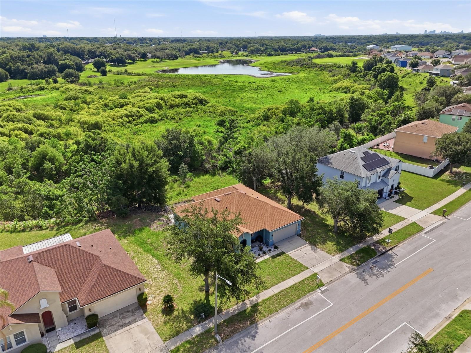 7254 COUNTRY RUN PARKWAY