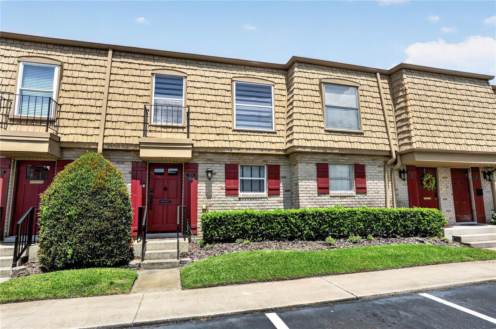 200 SAINT ANDREWS BLVD Unit 3206