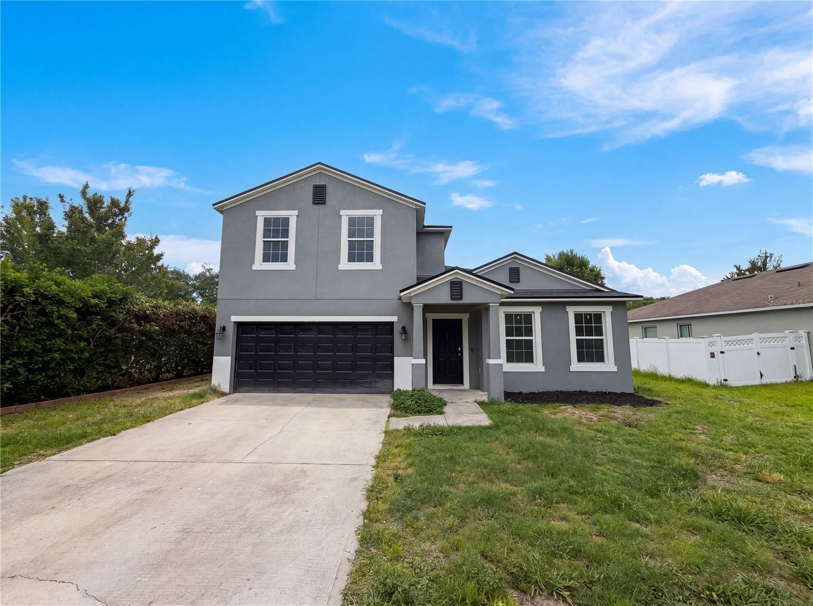 Listing photo 1 for 4876 Grassy Knoll Dr