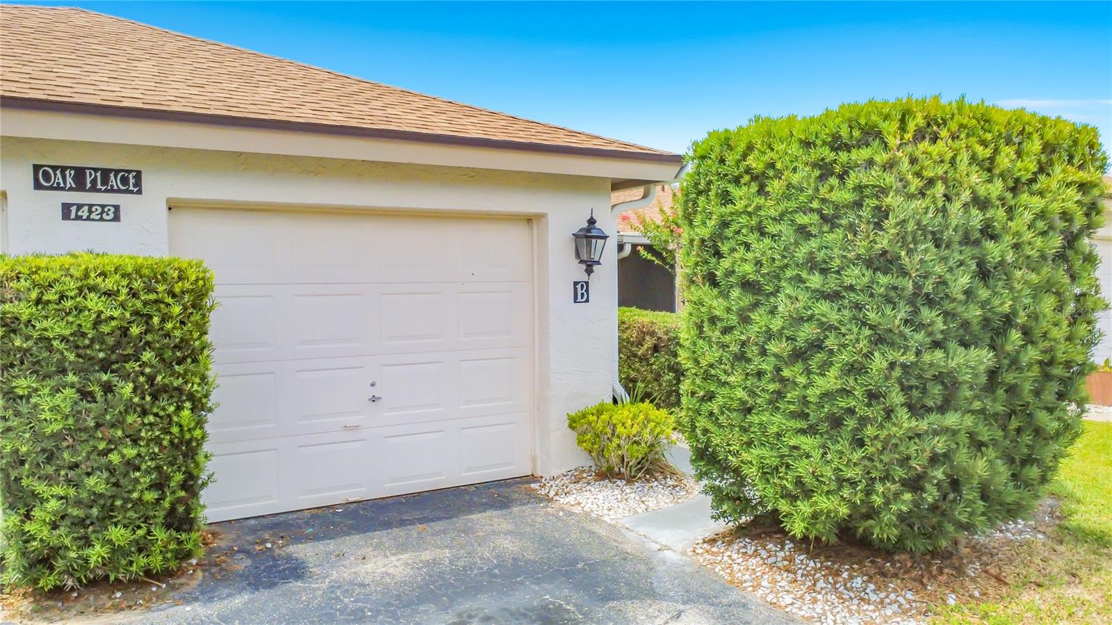 1423 OAK PLACE Unit B
