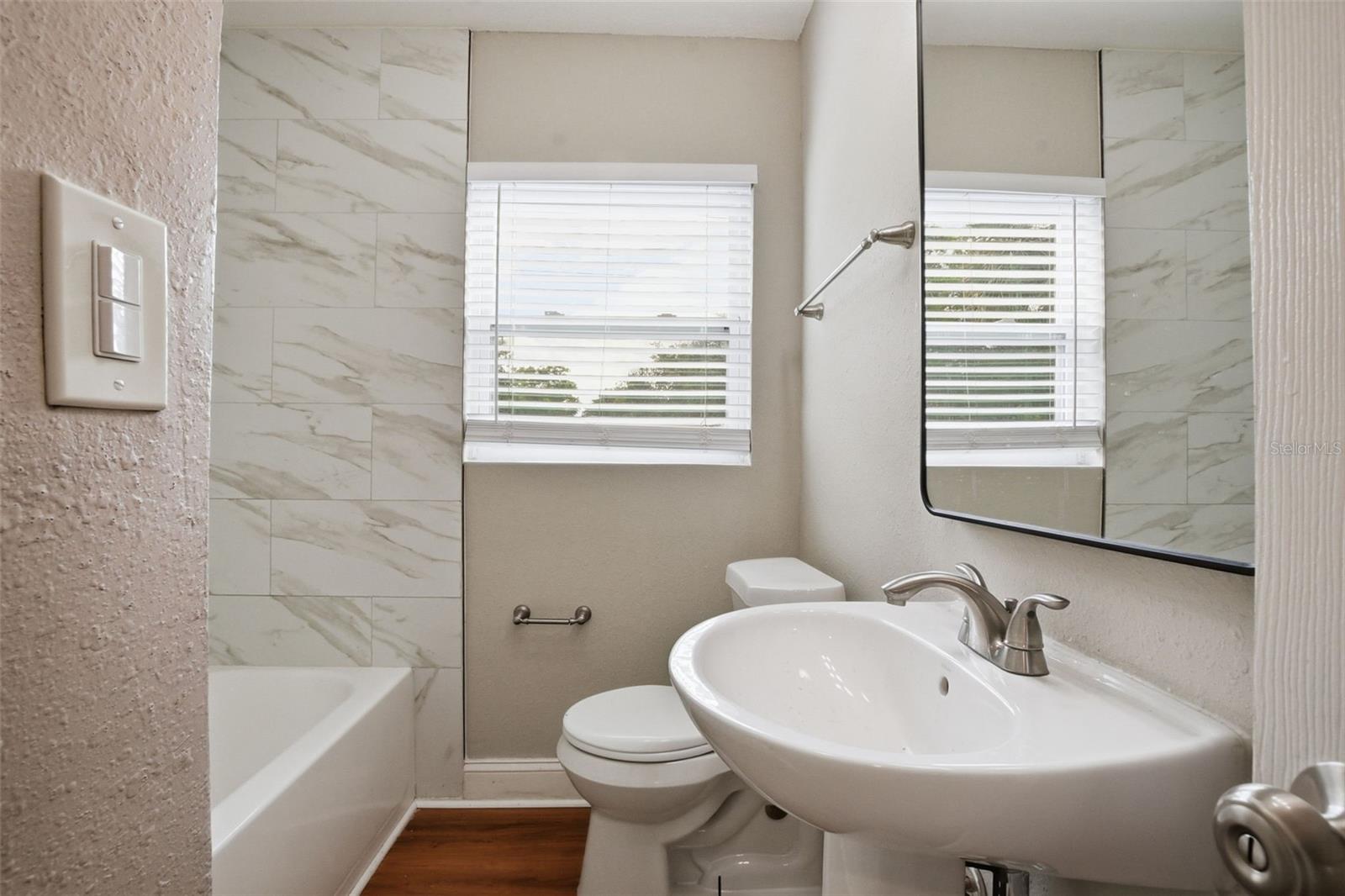 Photo 30