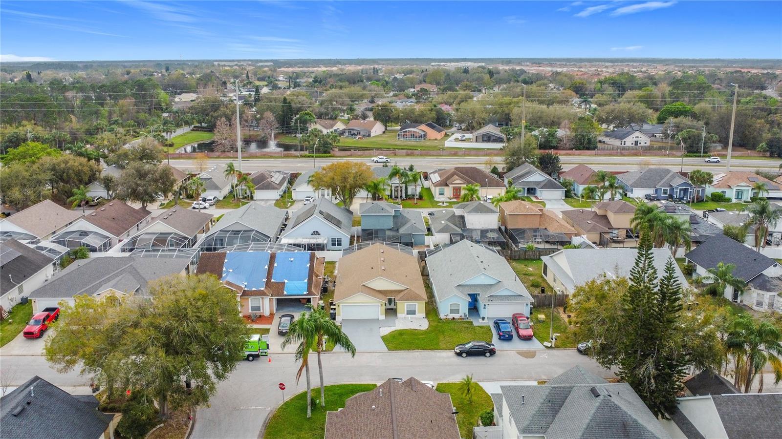 Listing photo 1 for 458 Hollinghead Loop