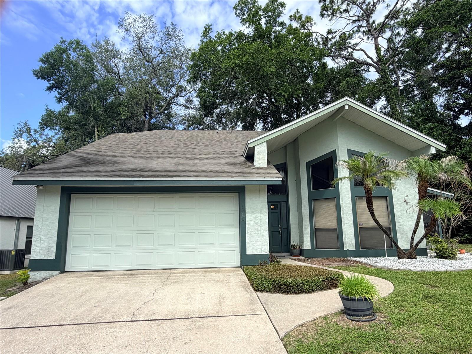 1068 COTTONWOOD COURT