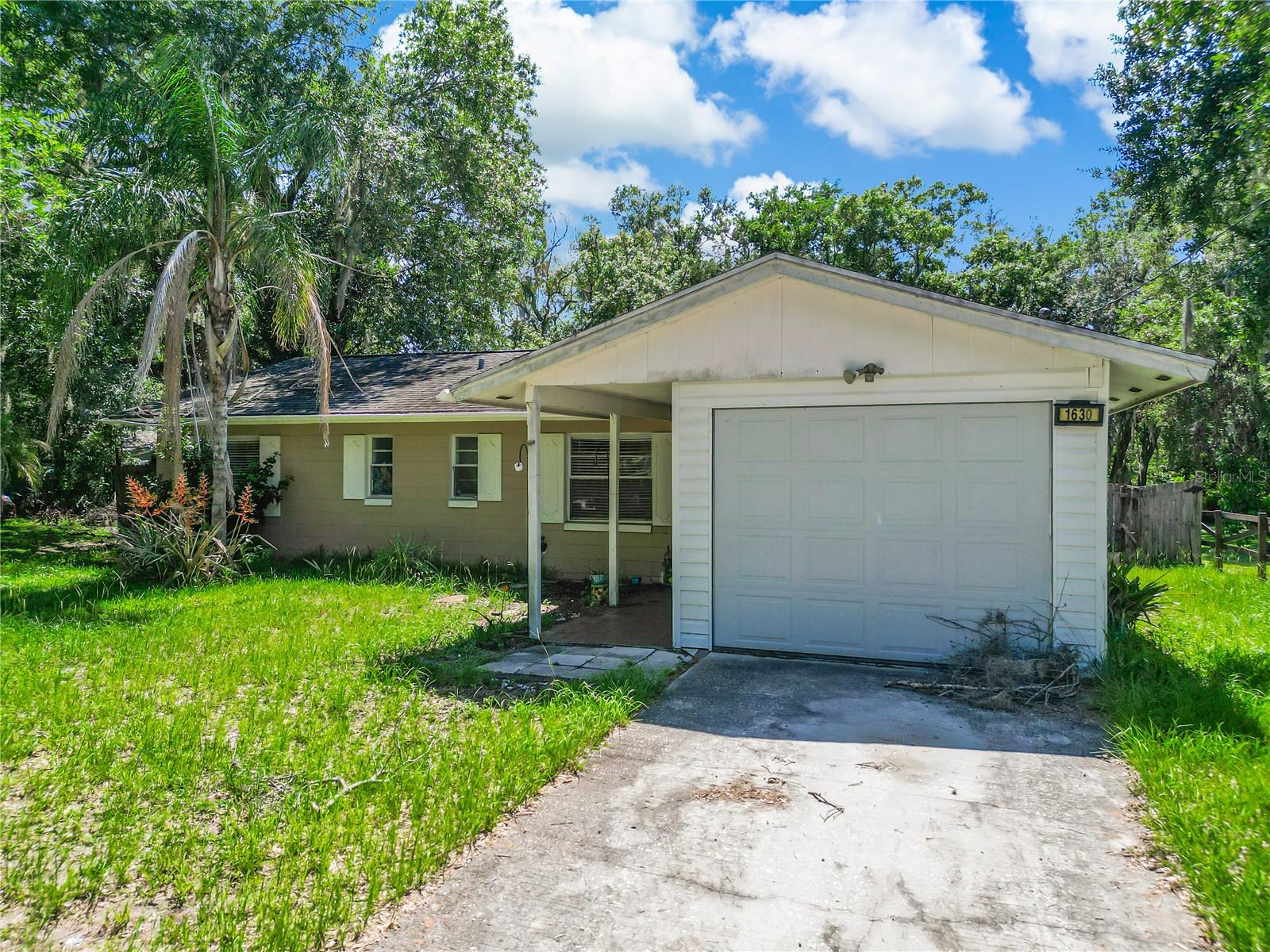 1630 VINTAGE STREET