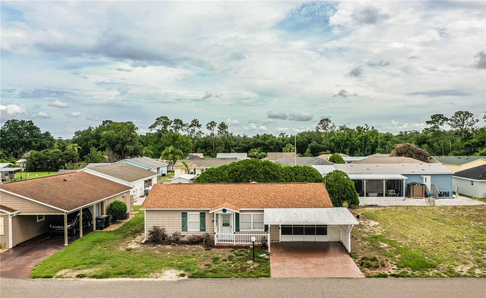 Listing photo 3 for 4235 Cerimen St