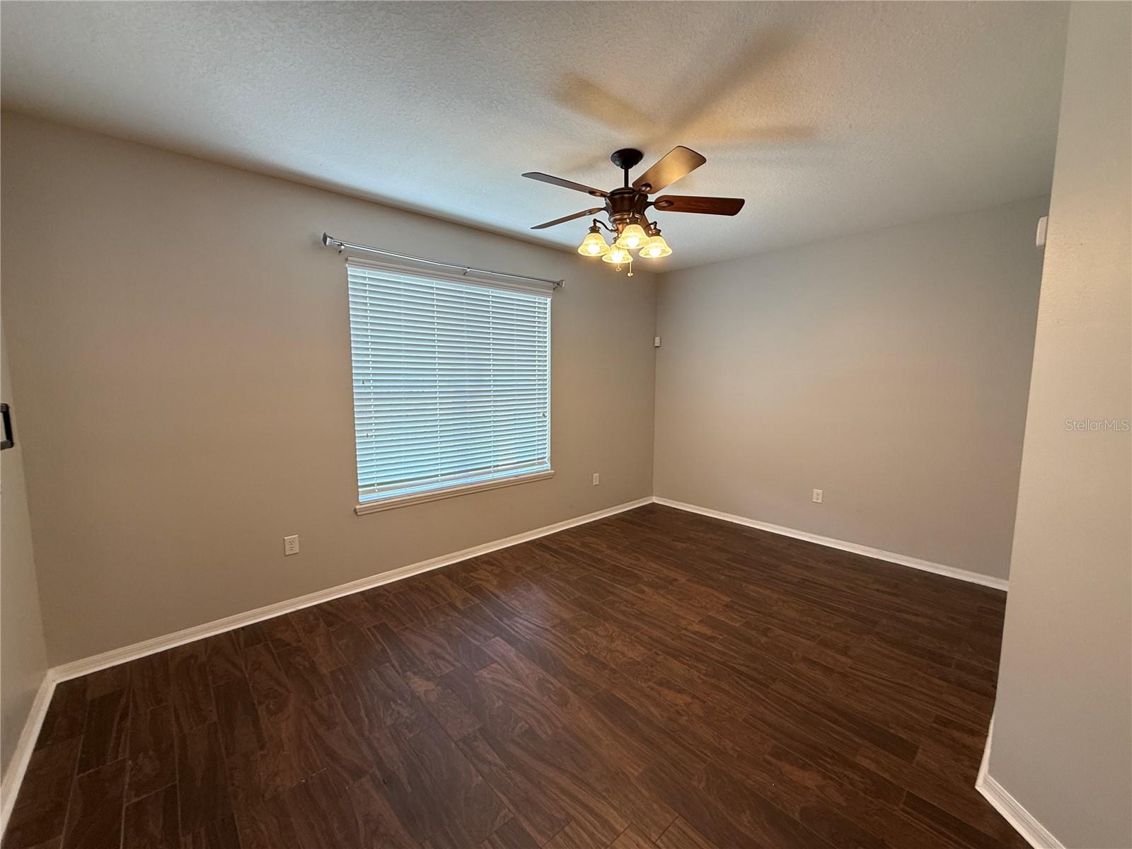 Listing photo 3 for 2260 Tradewinds Dr