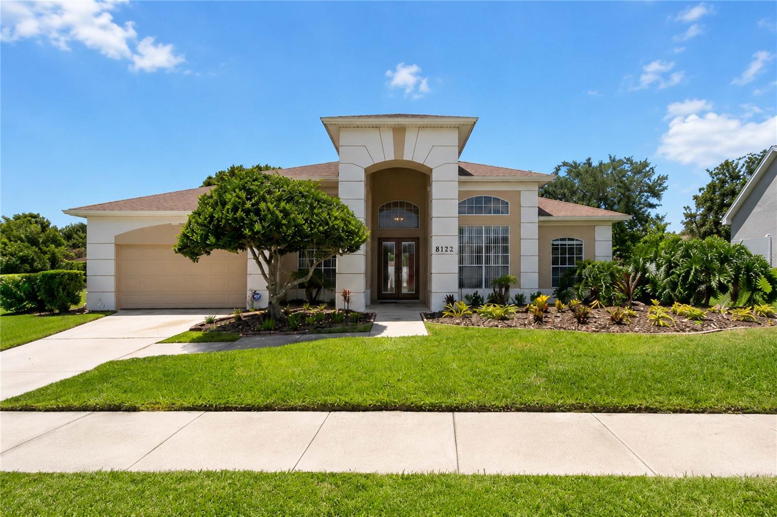 8122 CANYON LAKE CIRCLE
