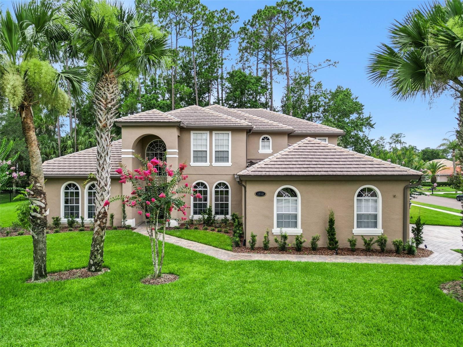 1613 SHADOWMOSS CIRCLE