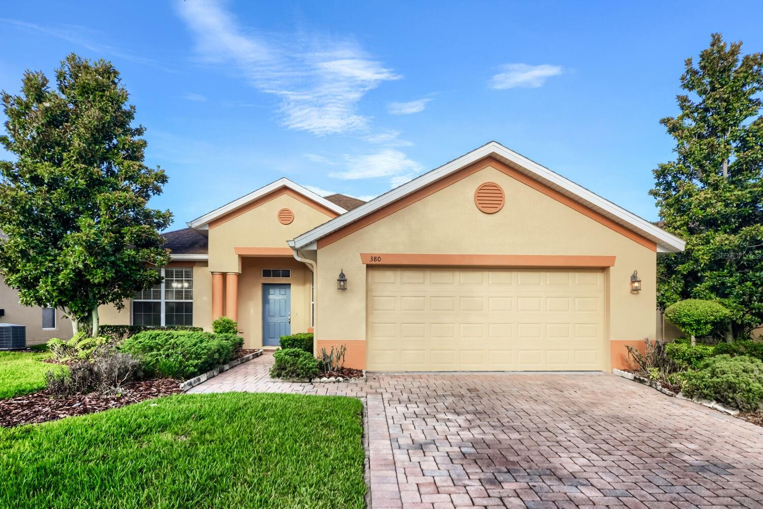 Listing photo 1 for 380 Sorrento Rd