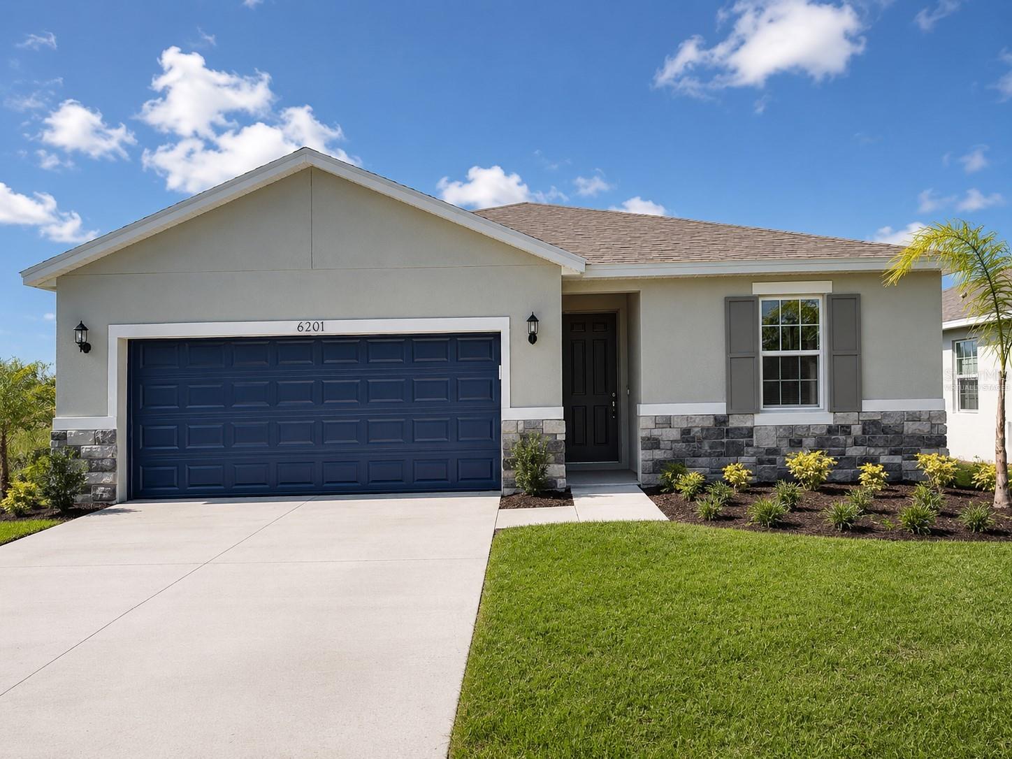 Listing photo 1 for 6201 N Sanders Grove Cir