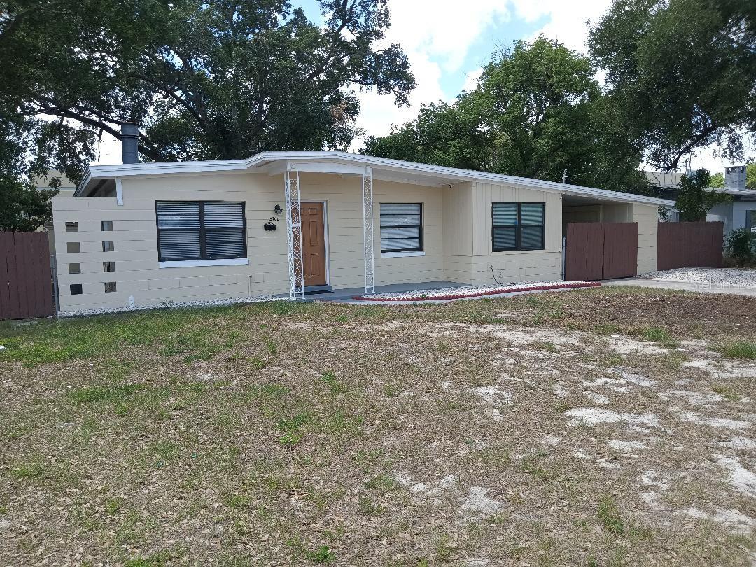 5700 CORTEZ DRIVE
