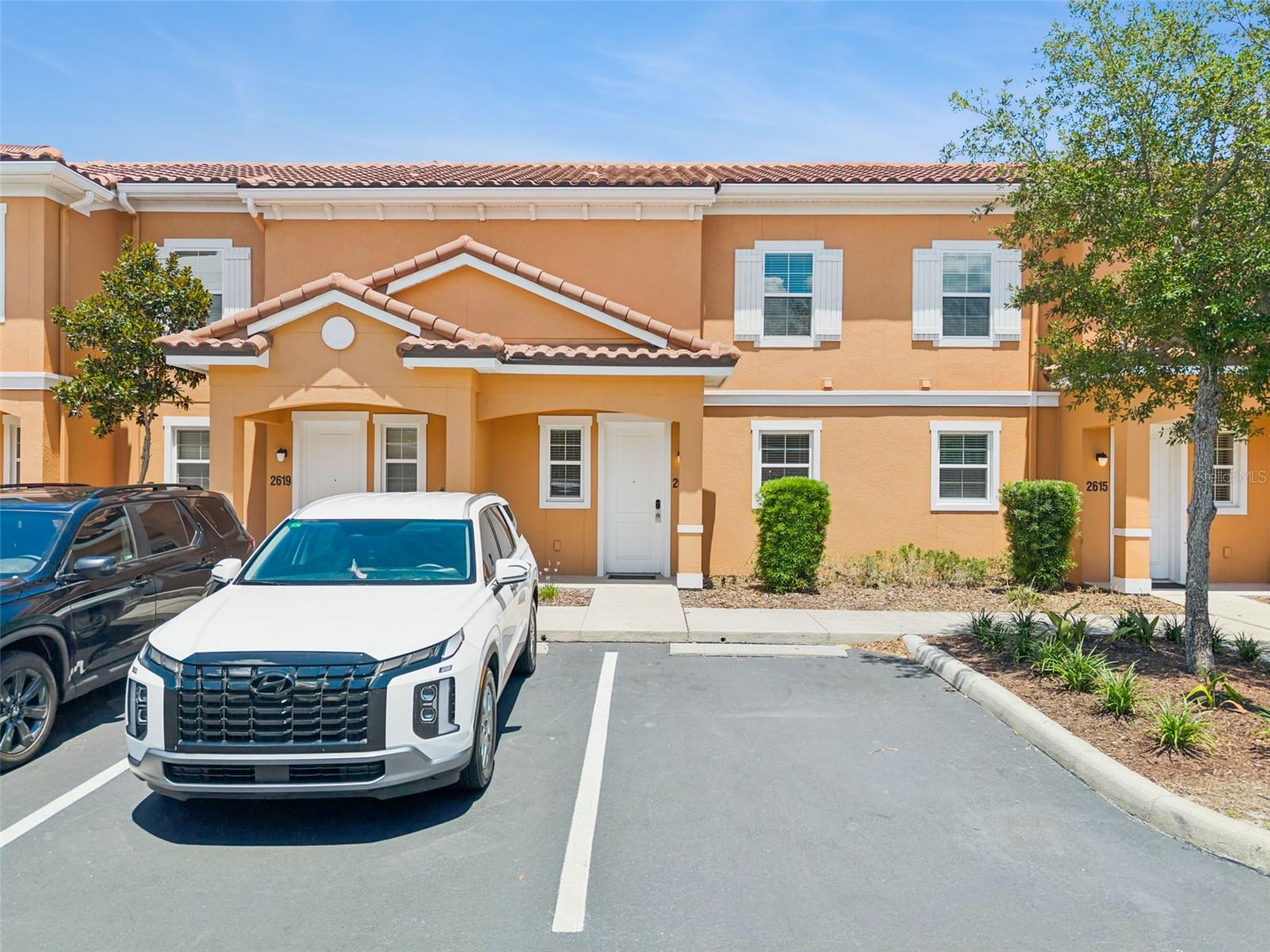 2617 BUGATTI COURT