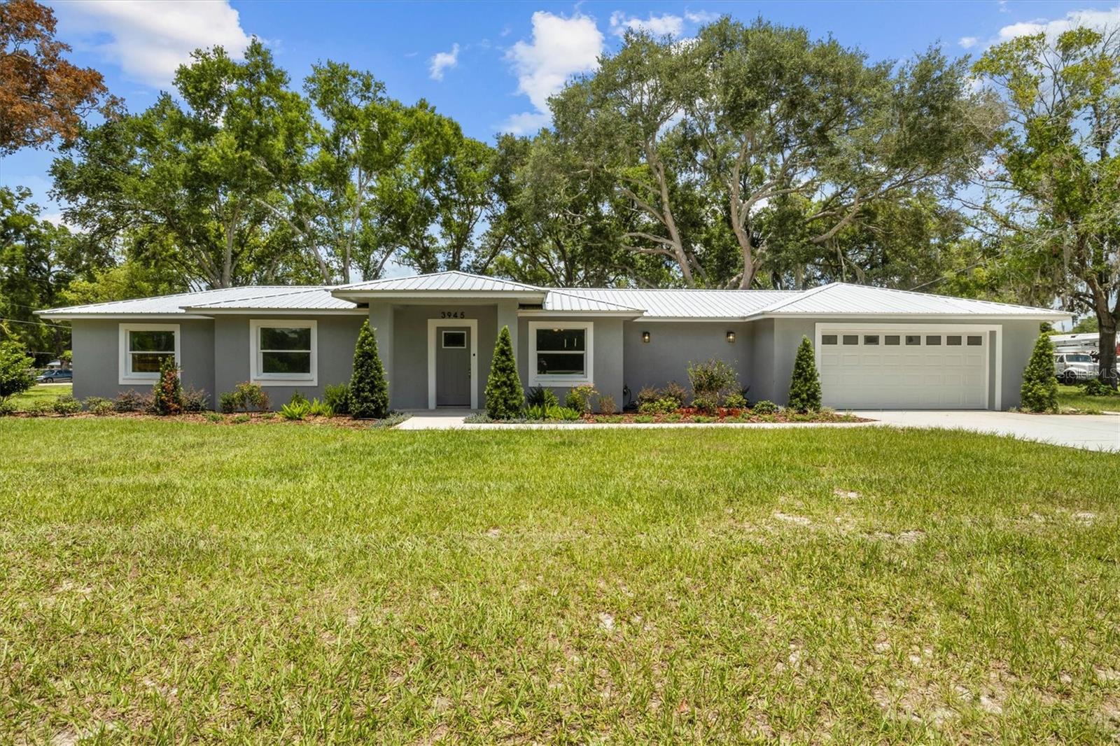 Listing photo 1 for 3945 Chart Prine Rd