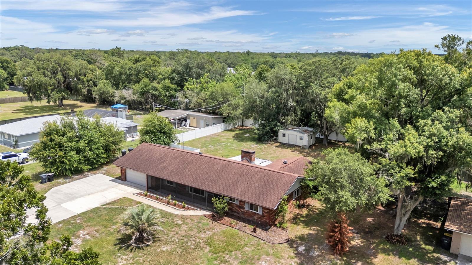 Listing photo 3 for 3180 Flamingo Ln