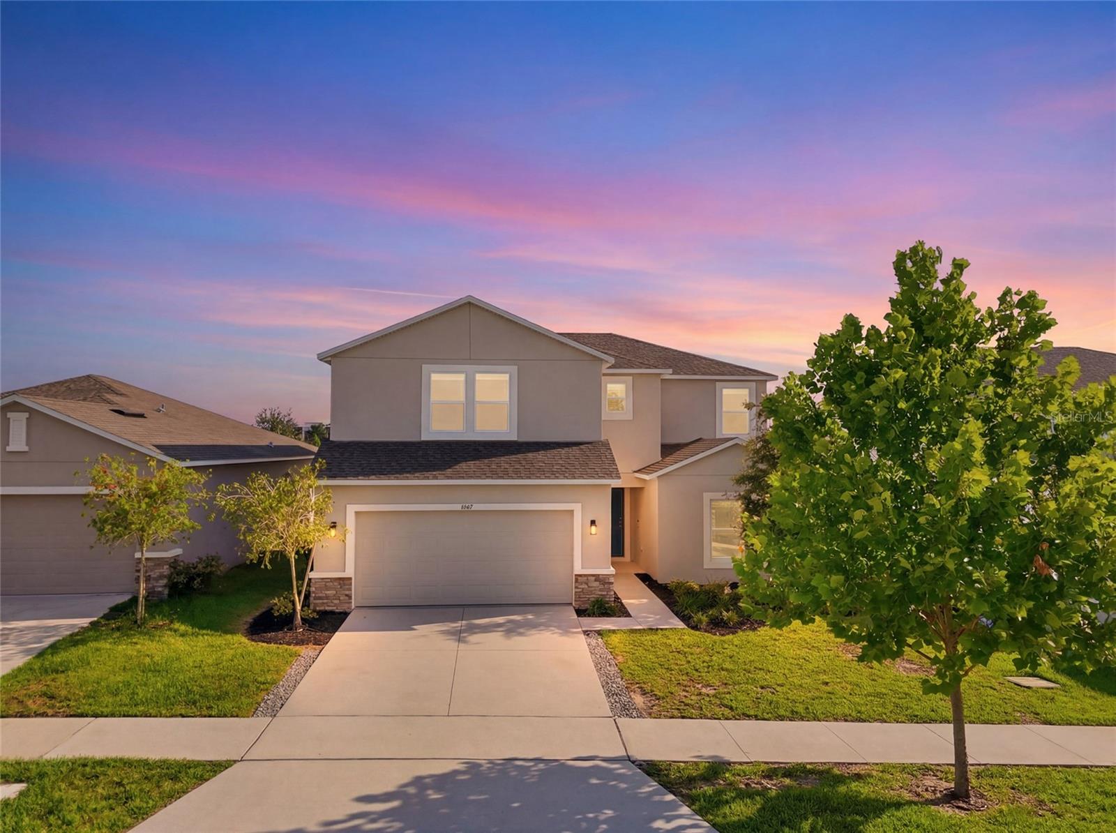 Listing photo 1 for 1017 Calico Pointe Cir