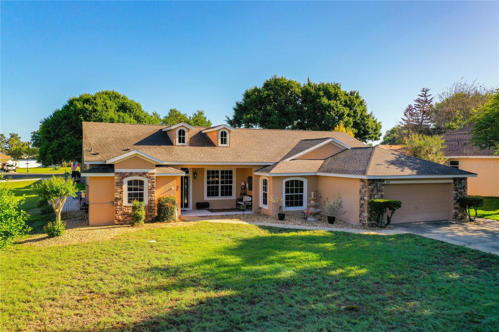 Listing photo 2 for 3151 Brighton Rd