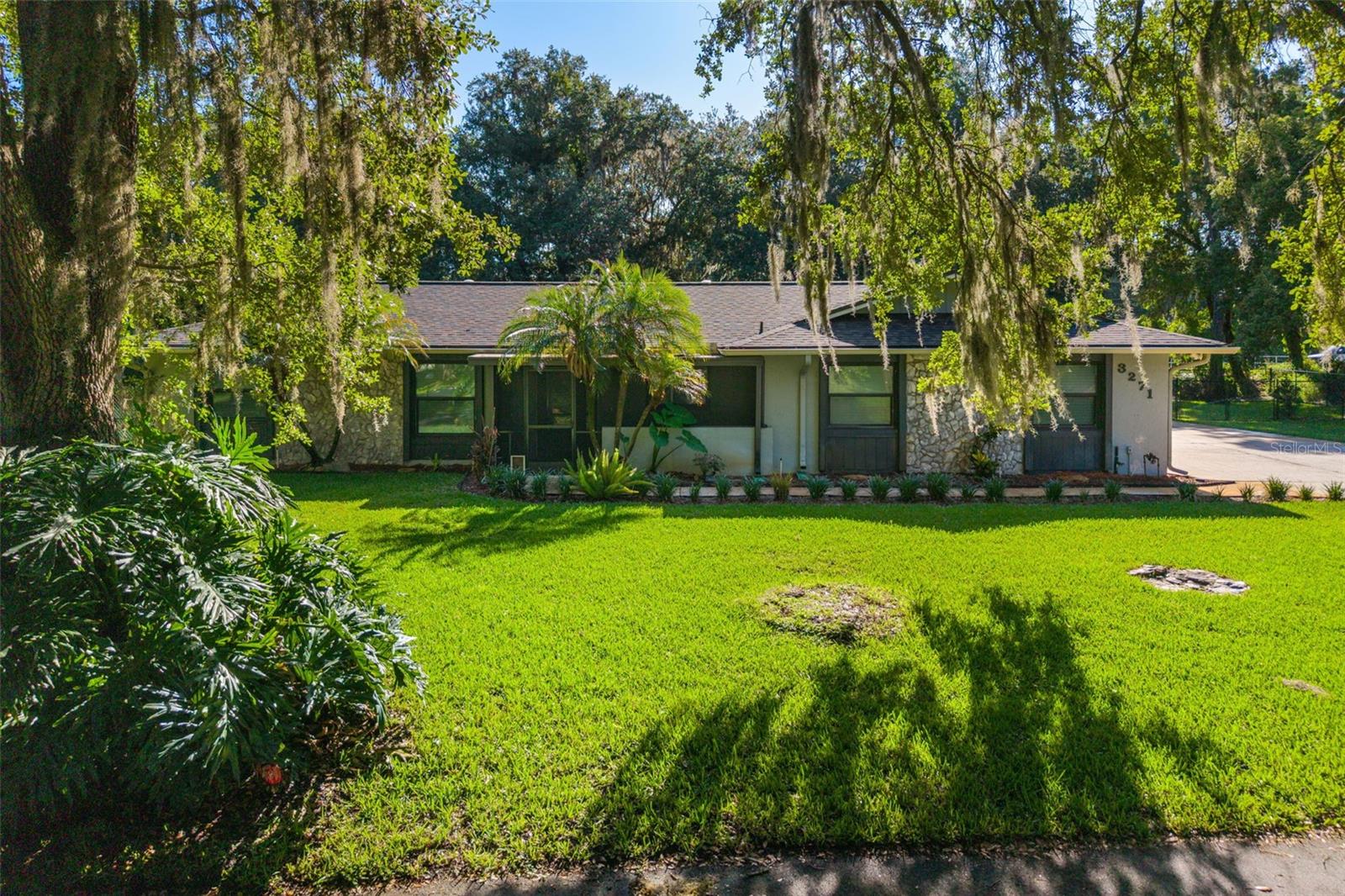 3271 MAJESTIC OAK DRIVE