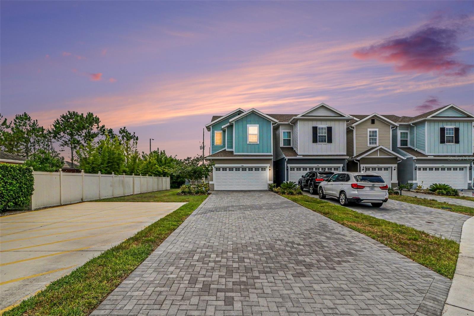 1180 WYCLIFFE WAY
