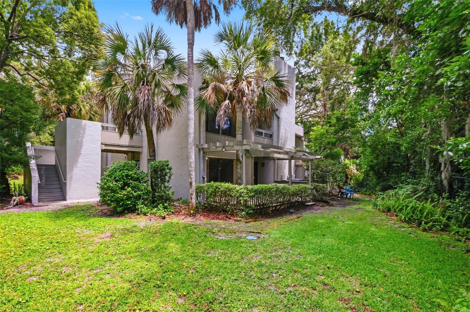 100 FAIRWAY DRIVE Unit 100