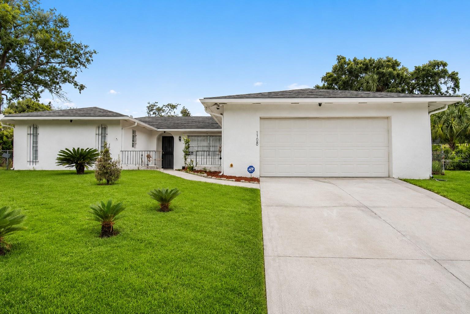 1700 NEEDLEWOOD LANE