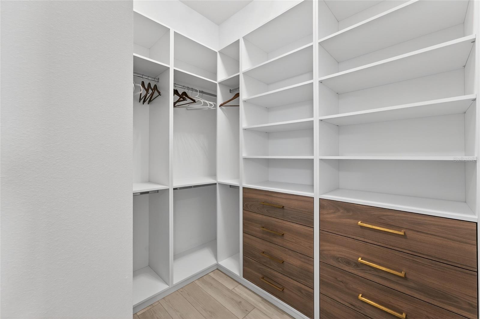 Photo 73