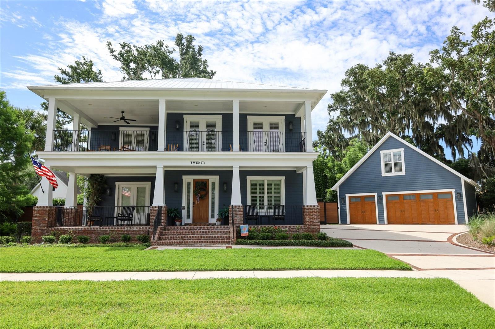 20 W CREST AVENUE