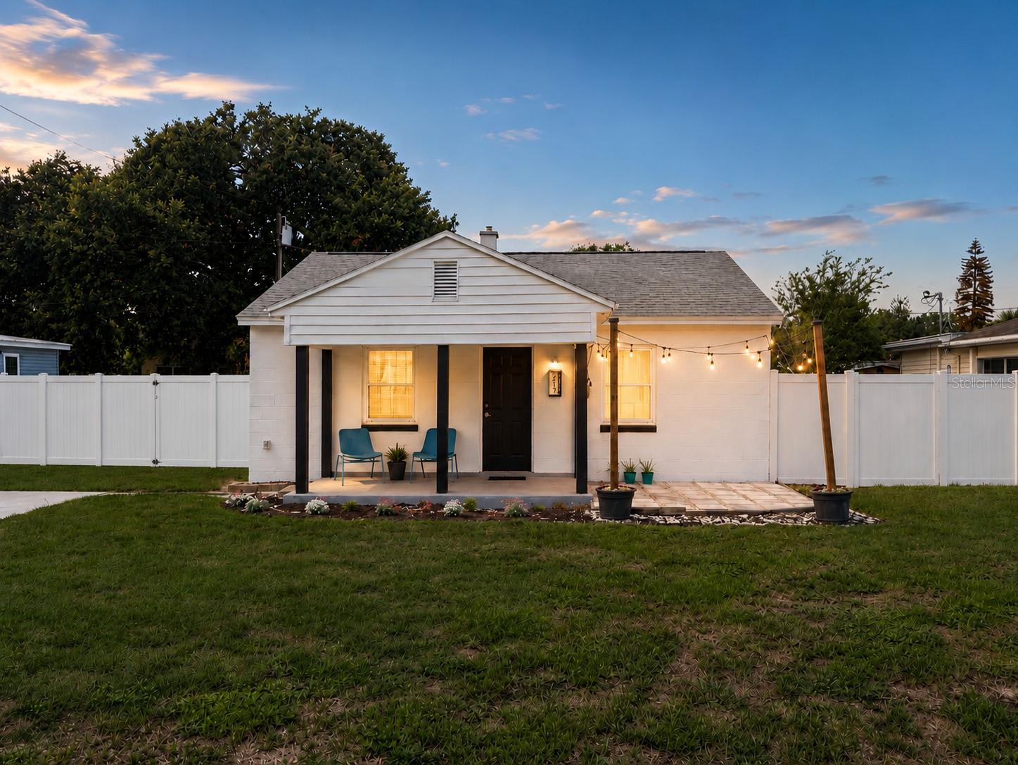 217 W STORY ROAD