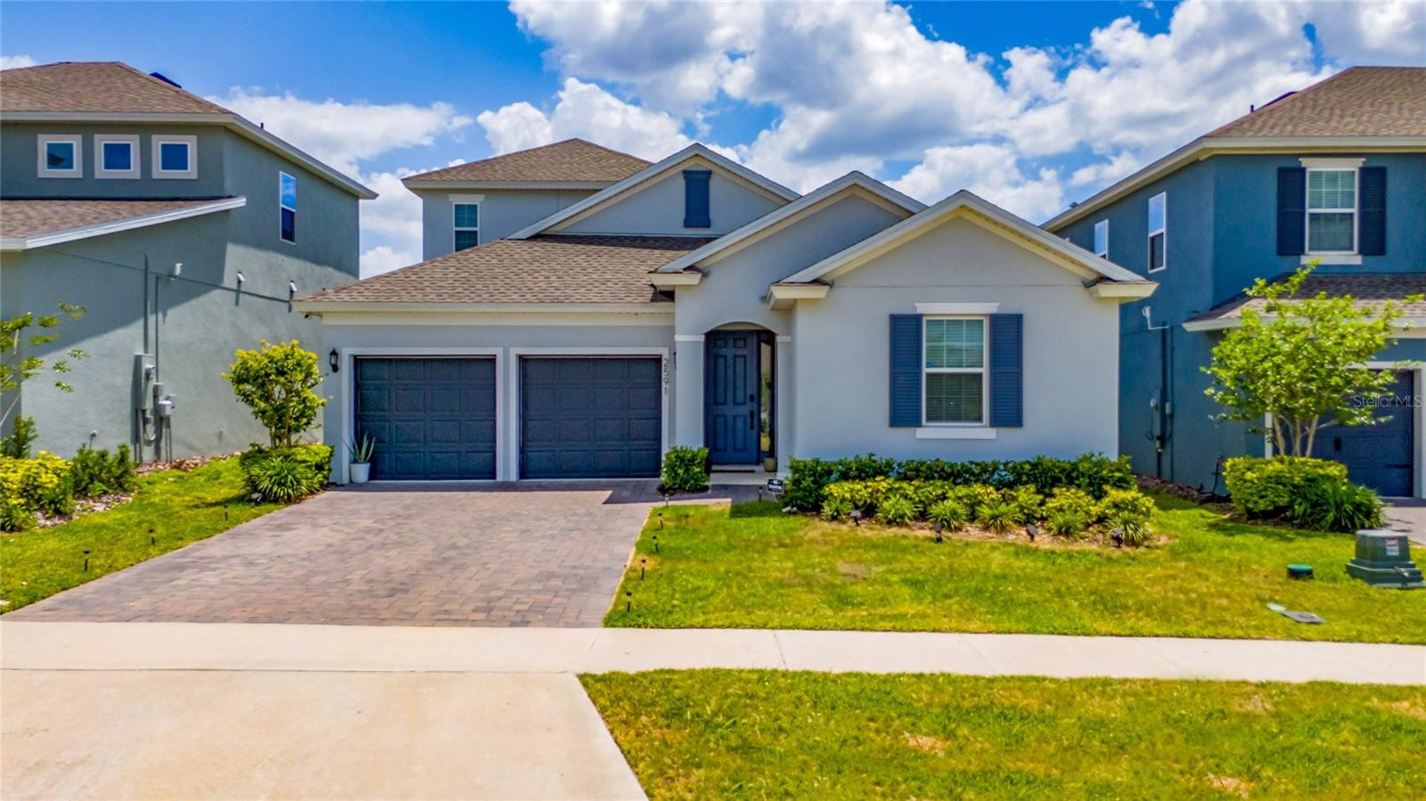 Listing photo 1 for 2591 Seagirt Way